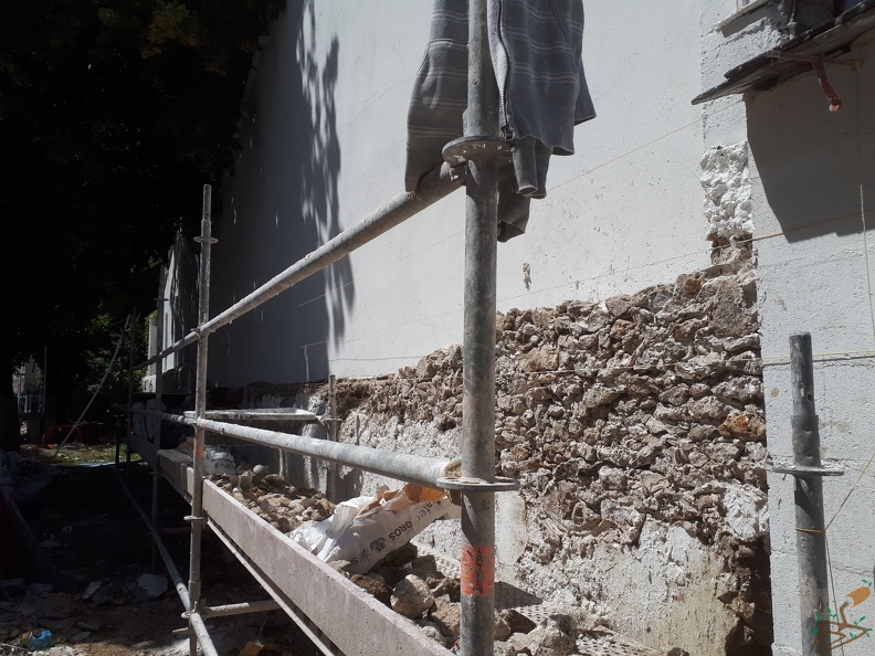 extremite du mur pendant1.jpg